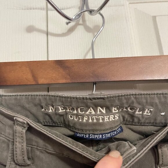 American Eagle Women's Green Super Hi-Rise Jegging Stretch Skinny Jeans Size 4 - Picture 3 of 12